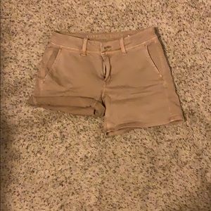 American eagle khaki shorts